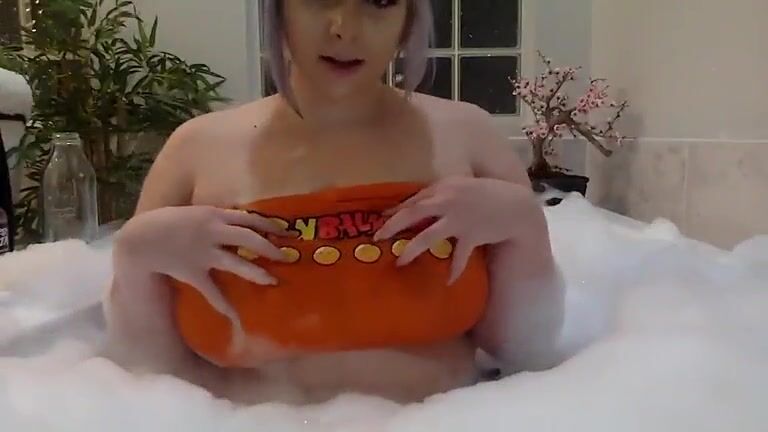 Momo Bath Show