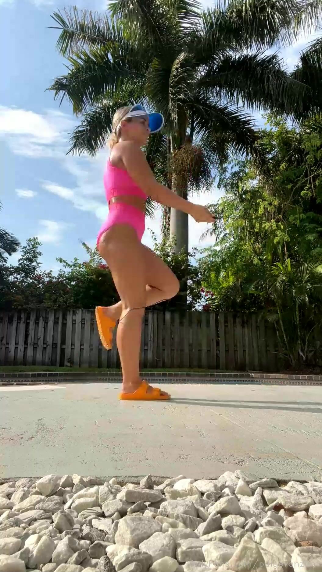 Paige Vanzant - Workout
