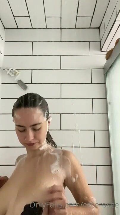 Cece rose nude shower & bouncing boobs