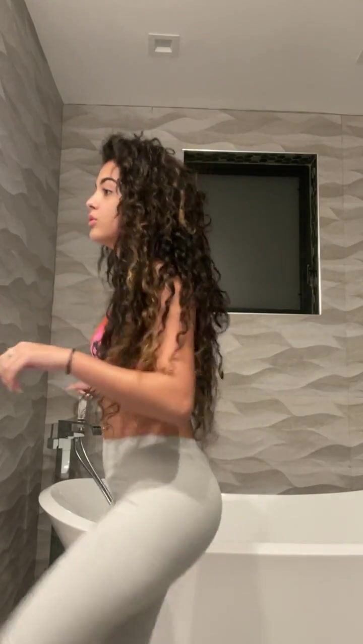 Malu trevejo sexy top & Pants bathroom